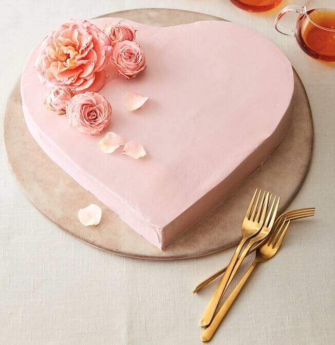 vasario-14-šokoladas-espresas-Valentino-širdies tortas